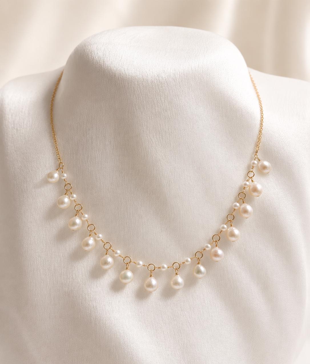 Nadine, Baroque Pearl Choker