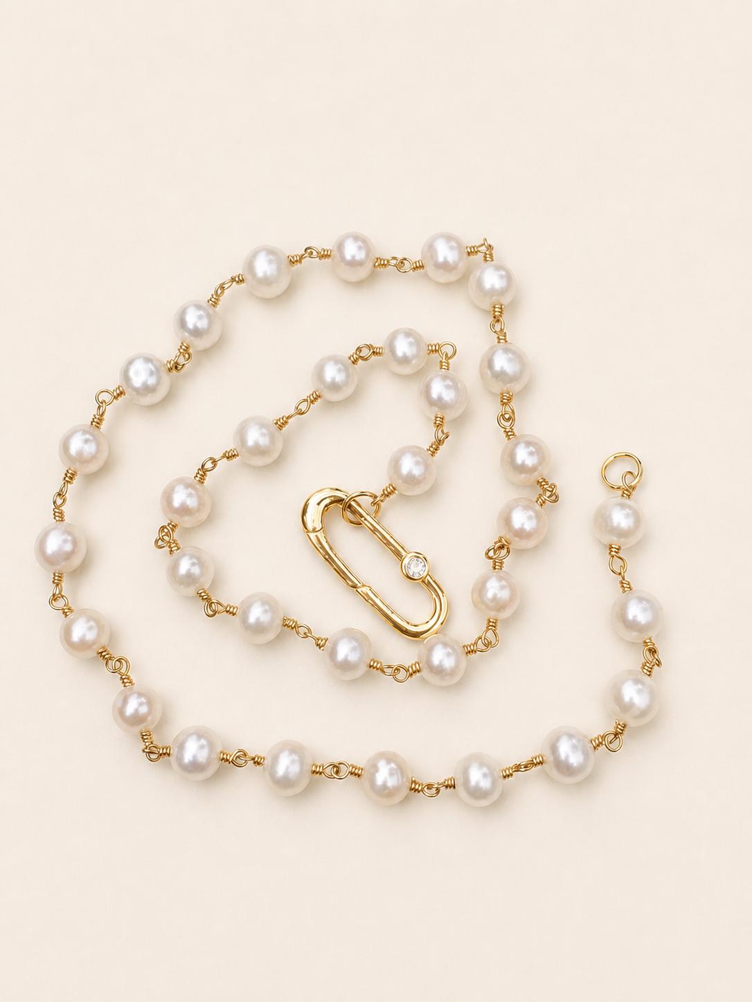 Jasmin, Pearl Choker Necklace