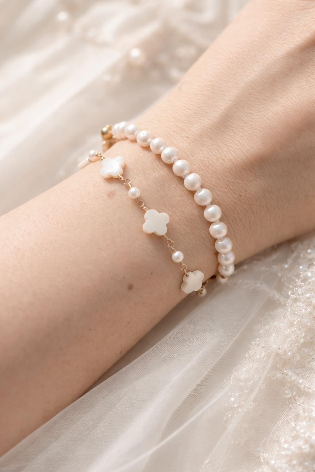 Romina, Perlmutt-Kleeblatt-Armband