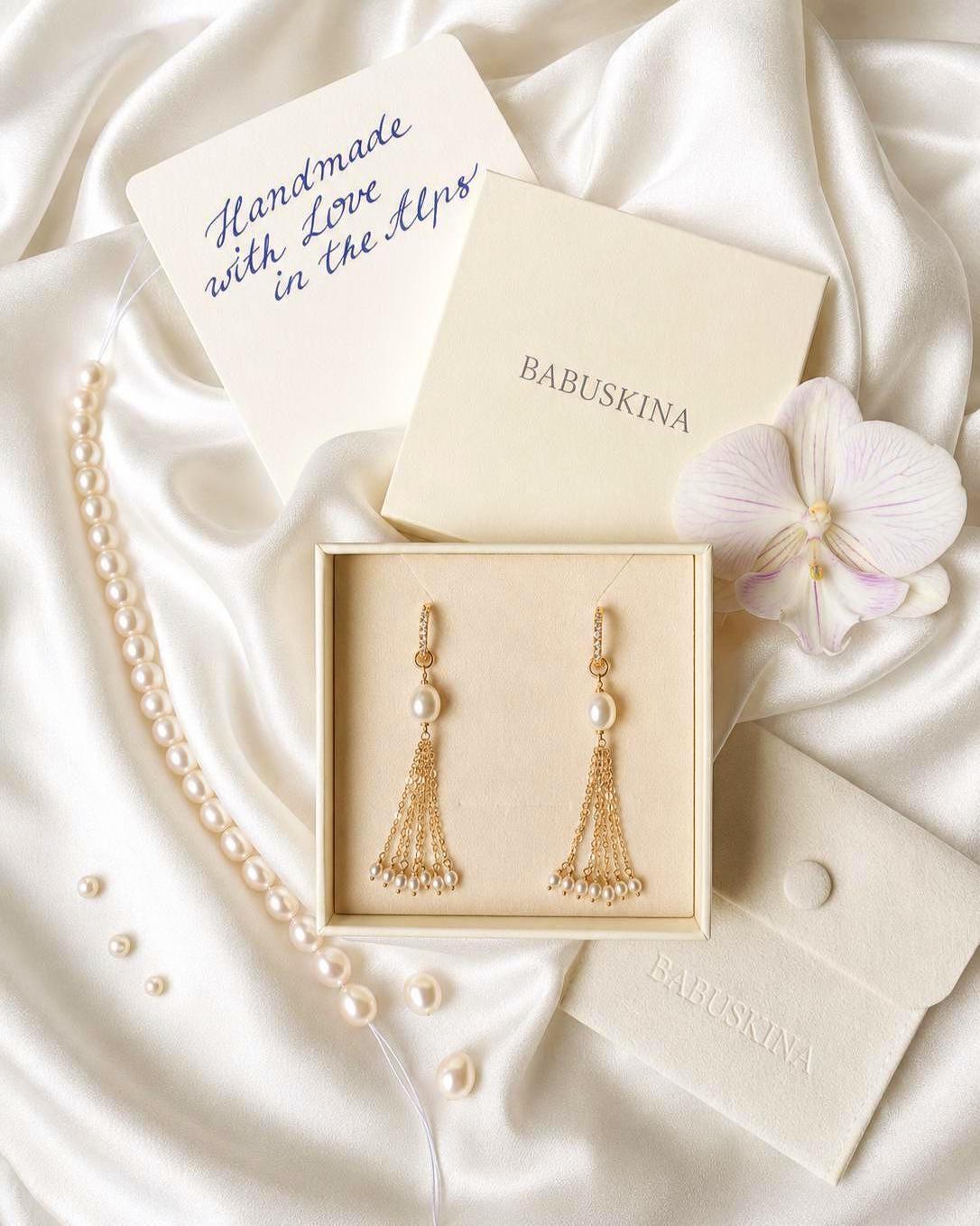 Vreni, Pearl Tassel Earrings