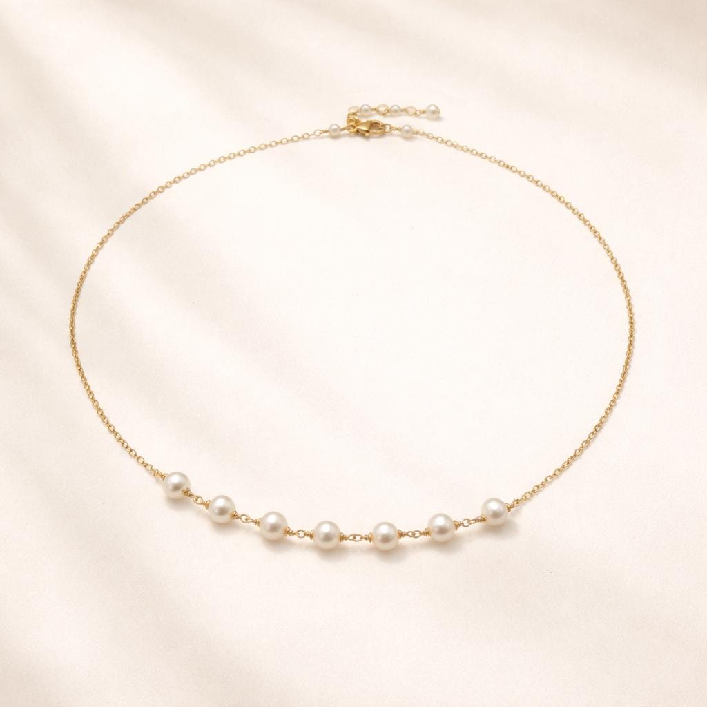 Livia, Freshwater Pearl Necklace