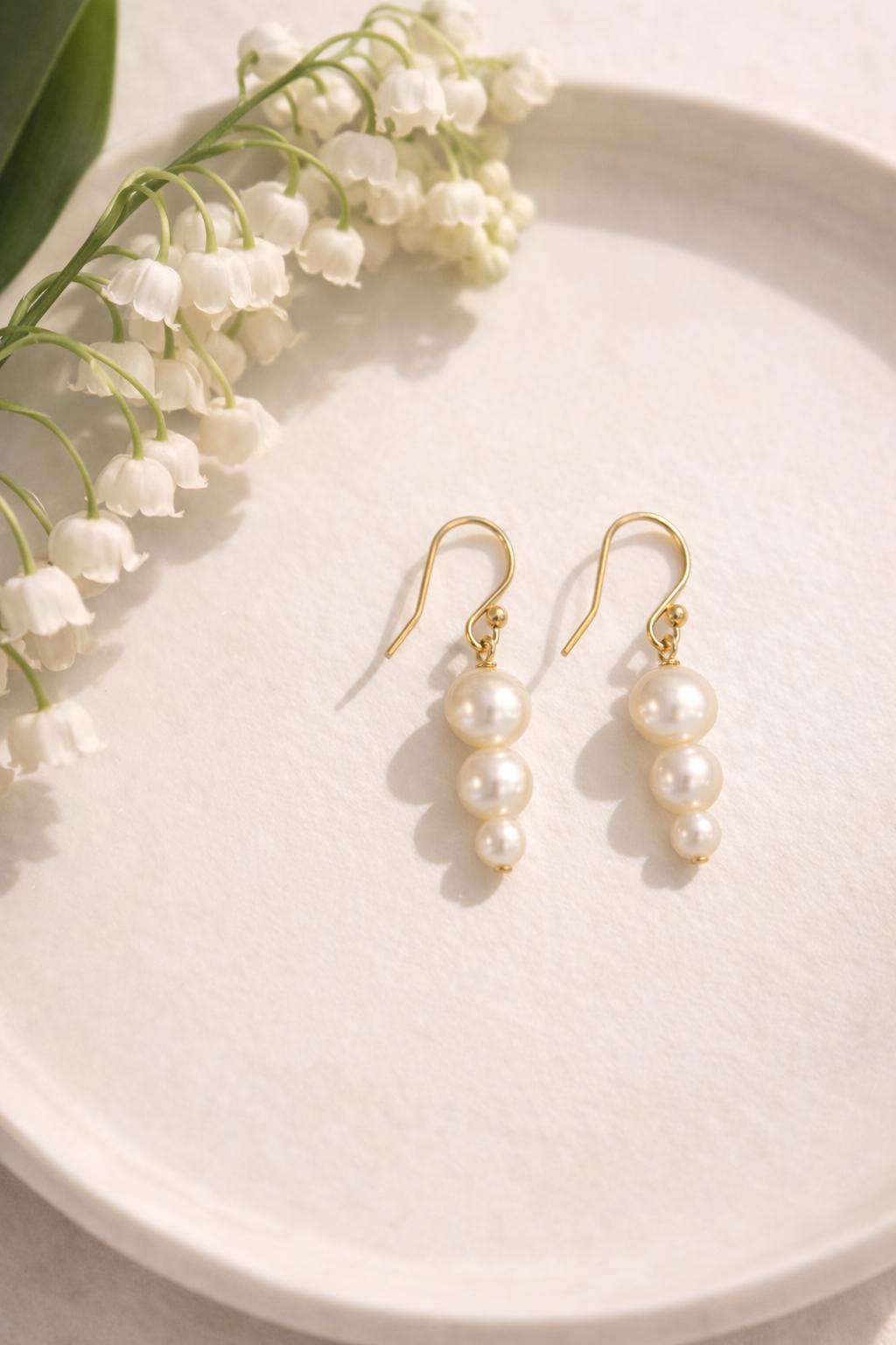 Daniela, Mini Pearl Drop Earrings